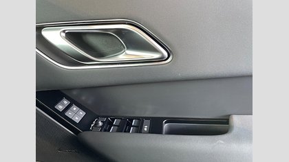 Range Rover Velar 15