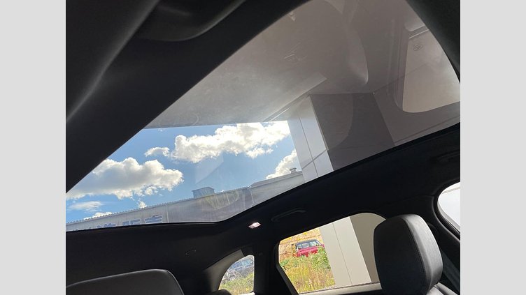 2024 認定中古車 Land Rover Range Rover Velar カルパチアングレイ P400eプラグインハイブリッド（ガソリン） スタンダードホイールベース Dynamic SE