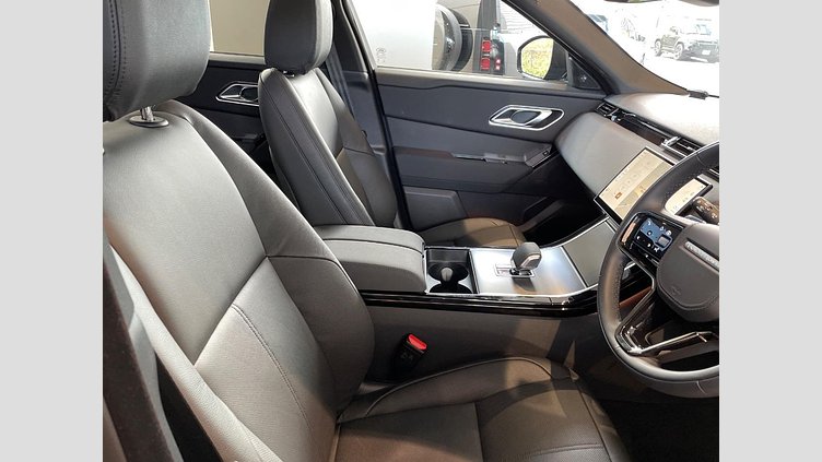 2024 認定中古車 Land Rover Range Rover Velar カルパチアングレイ P400eプラグインハイブリッド（ガソリン） スタンダードホイールベース Dynamic SE