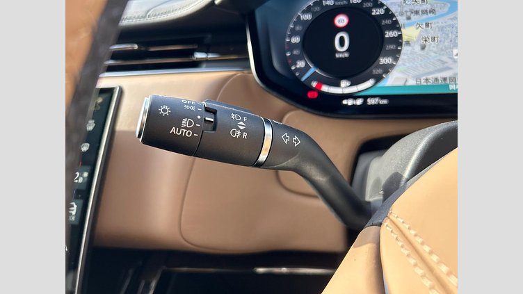 2024 認定中古車 Land Rover Range Rover Sport サントリーニブラック P550eプラグインハイブリッド（ガソリン） スタンダードホイールベース Dynamic SE