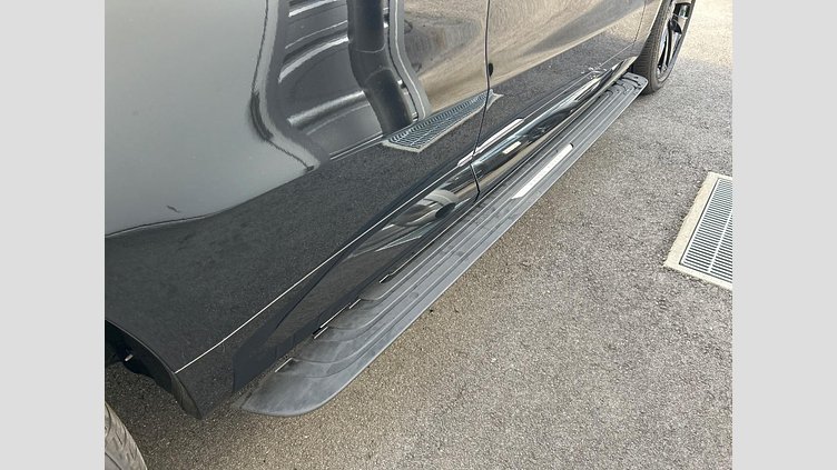 2024 認定中古車 Land Rover Range Rover Sport サントリーニブラック P550eプラグインハイブリッド（ガソリン） スタンダードホイールベース Dynamic SE