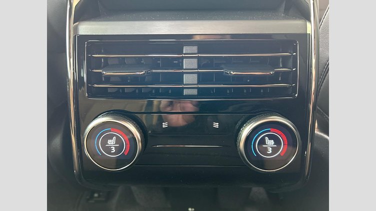 2024 認定中古車 Land Rover Range Rover Sport サントリーニブラック P550eプラグインハイブリッド（ガソリン） スタンダードホイールベース Dynamic SE