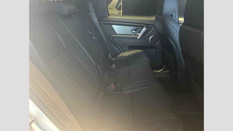 2024 認定中古車 Land Rover Discovery Sport フジホワイト プラグインハイブリッド（ガソリン） 標準ホイール Dynamic HSE