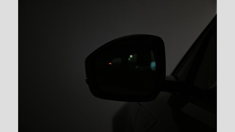 2024 Begagnad Land Rover Range Rover Evoque Eiger Grey AWD P300e Dynamic HSE