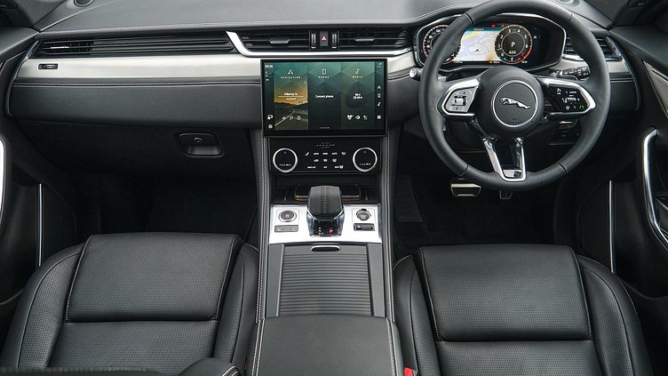 2024 Approved Jaguar F-Pace Ostuni Pear White P250 R-Dynamic SE