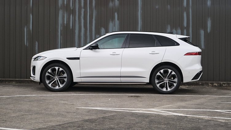 2024 Approved Jaguar F-Pace Ostuni Pear White P250 R-Dynamic SE