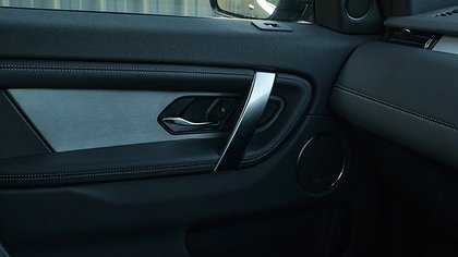 Discovery Sport 11