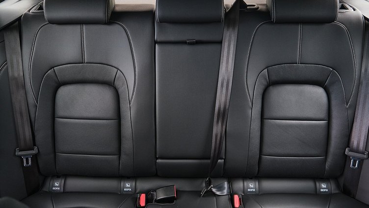 2024 Approved Jaguar F-Pace Ostuni Pear White P250 R-Dynamic SE