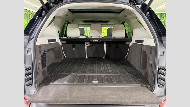 2018 認定中古車 Land Rover Discovery Corris Grey 3.0 litre V6 Supercharged Petrol HSE