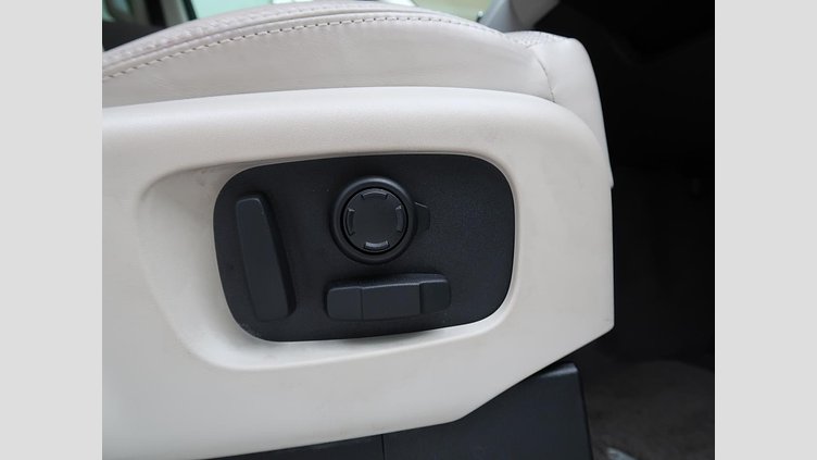 2018 認定中古車 Land Rover Discovery Corris Grey 3.0 litre V6 Supercharged Petrol HSE