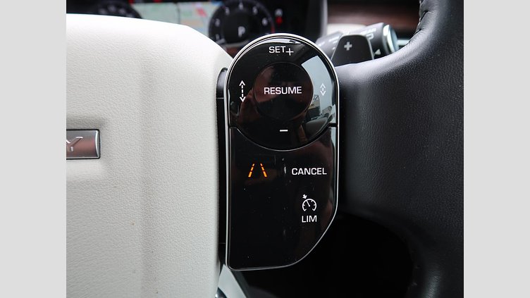 2018 認定中古車 Land Rover Discovery Corris Grey 3.0 litre V6 Supercharged Petrol HSE