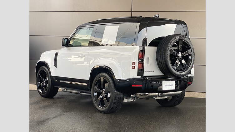 2024 認定中古車 Land Rover Defender 90 フジホワイト D350 ディーゼルマイルドハイブリッド X-Dynamic HSE