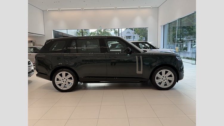 2025 新車 Land Rover Range Rover (1DV) Belgravia Green 貝爾格拉維亞綠 P400 汽油 (輕油電混合) 長軸距 HSE