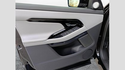 Range Rover Evoque 17