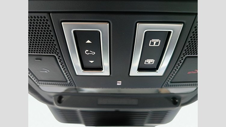 2025 Approved Land Rover Range Rover Evoque Santorini Black D200 Diesel MHEV Standardowy rozstaw kół Autobiography