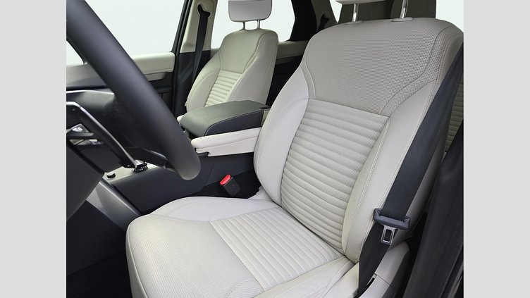 2024 Approved Land Rover Discovery Santorini Black D250 Diesel MHEV STANDARD WHEELBASE DYNAMIC SE