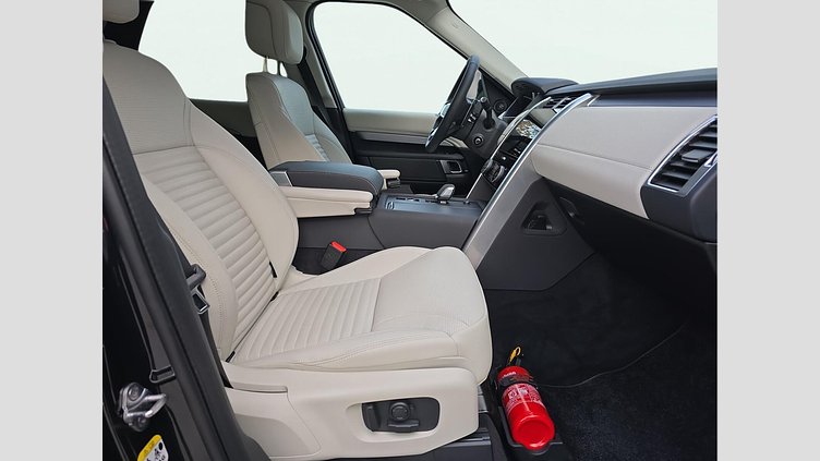 2024 Approved Land Rover Discovery Santorini Black D250 Diesel MHEV STANDARD WHEELBASE DYNAMIC SE