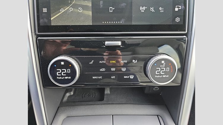 2024 Approved Land Rover Discovery Santorini Black D250 Diesel MHEV STANDARD WHEELBASE DYNAMIC SE