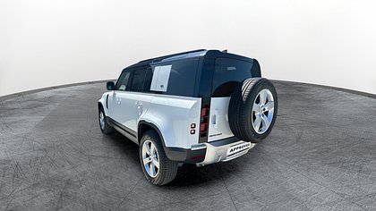 Defender 110 3