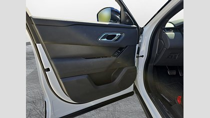 Range Rover Velar 16