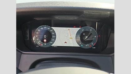 Range Rover Velar 13