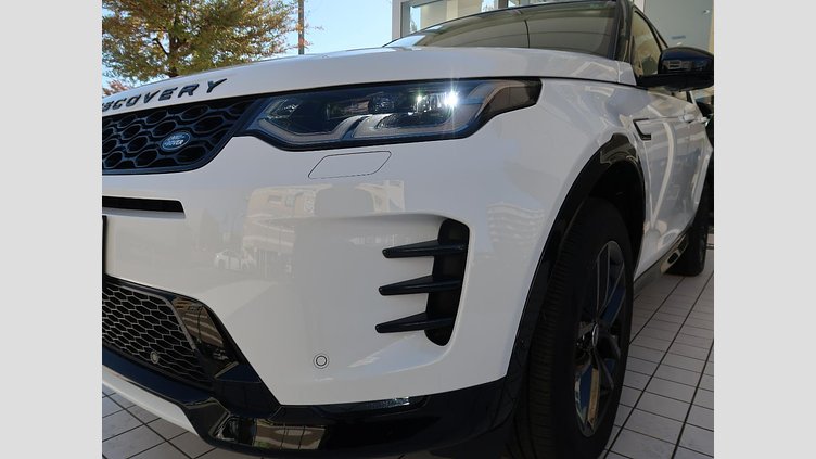 2024 認定中古車 Land Rover Discovery Sport フジホワイト プラグインハイブリッド（ガソリン） 標準ホイール Dynamic HSE