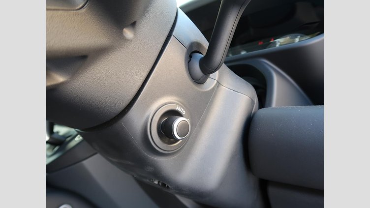 2024 認定中古車 Land Rover Defender 90 サントリーニブラック D350 ディーゼルマイルドハイブリッド X-Dynamic HSE