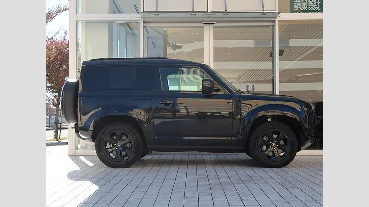 2024 認定中古車 Land Rover Defender 90 サントリーニブラック D350 ディーゼルマイルドハイブリッド X-Dynamic HSE