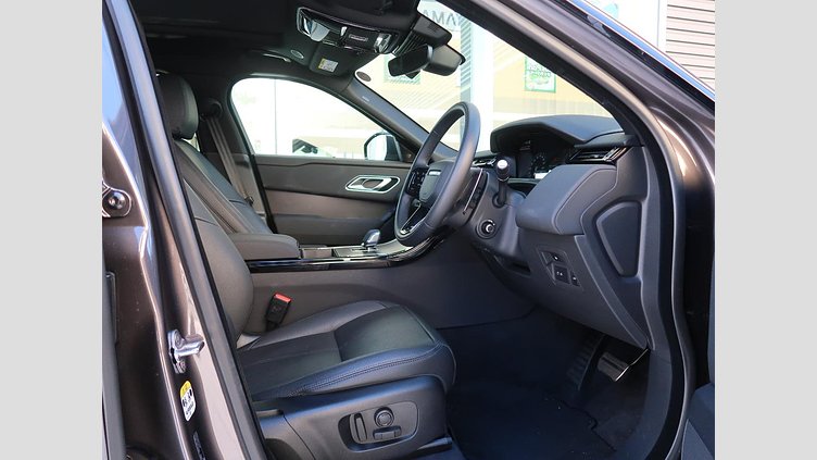 2024 認定中古車 Land Rover Range Rover Velar シャラントグレイ P400eプラグインハイブリッド（ガソリン） スタンダードホイールベース Dynamic SE