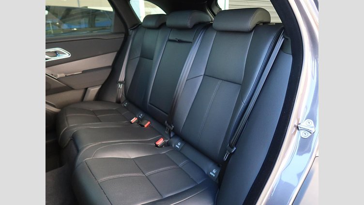 2024 認定中古車 Land Rover Range Rover Velar シャラントグレイ P400eプラグインハイブリッド（ガソリン） スタンダードホイールベース Dynamic SE