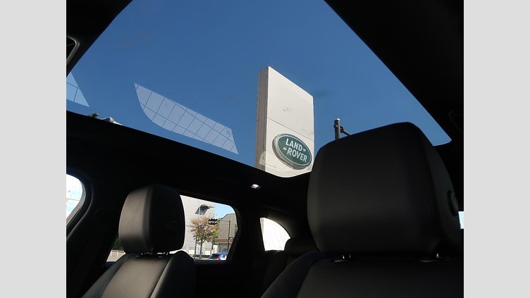 2024 認定中古車 Land Rover Range Rover Velar シャラントグレイ P400eプラグインハイブリッド（ガソリン） スタンダードホイールベース Dynamic SE