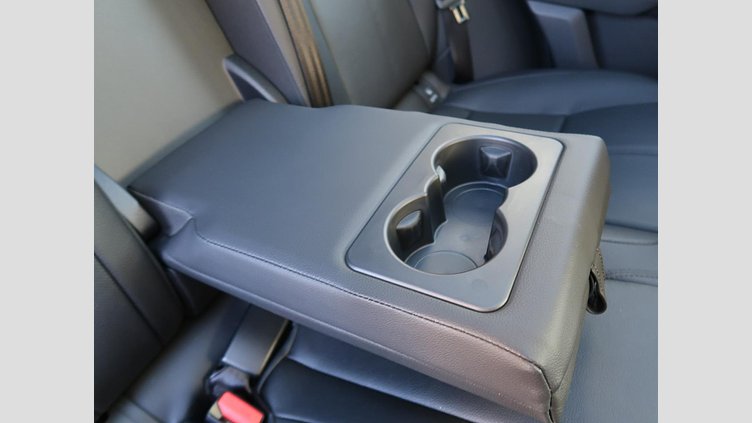 2024 認定中古車 Land Rover Range Rover Velar シャラントグレイ P400eプラグインハイブリッド（ガソリン） スタンダードホイールベース Dynamic SE