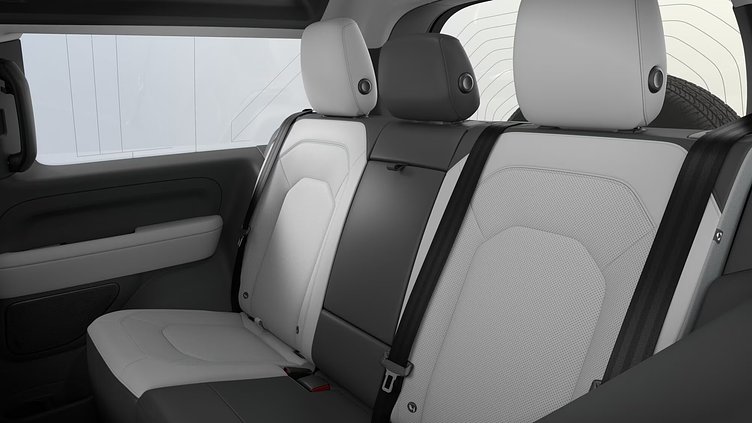 2026 New Land Rover Defender 90 Santorini Black P400 Petrol Mild Hybrid S