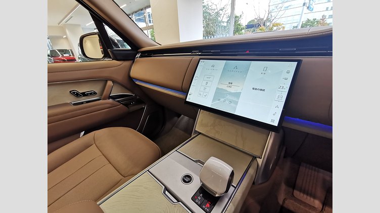 2024 認定中古車 Land Rover Range Rover コンステレーションブルー - グロスフィニッシュ 615 AWD（AT） スタンダードホイールベース SV