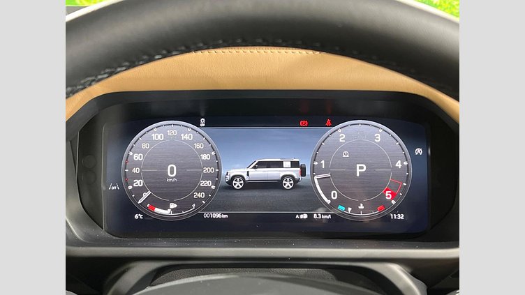 2025 認定中古車 Land Rover Defender 110 Fuji White 4WD XーダイナミックHSE