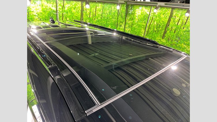 2025 認定中古車 Land Rover Defender 110 Fuji White 4WD XーダイナミックHSE