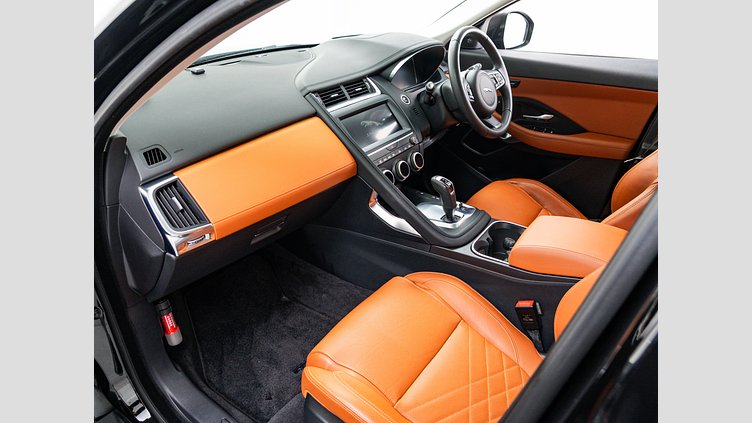 2019 認定中古車 Jaguar E-Pace サントリーニブラック D180 オートマチック全輪駆動 コネクテッド