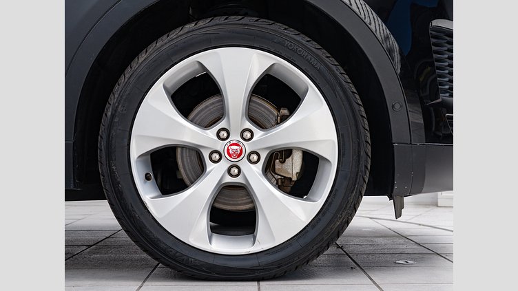 2019 認定中古車 Jaguar E-Pace サントリーニブラック D180 オートマチック全輪駆動 コネクテッド