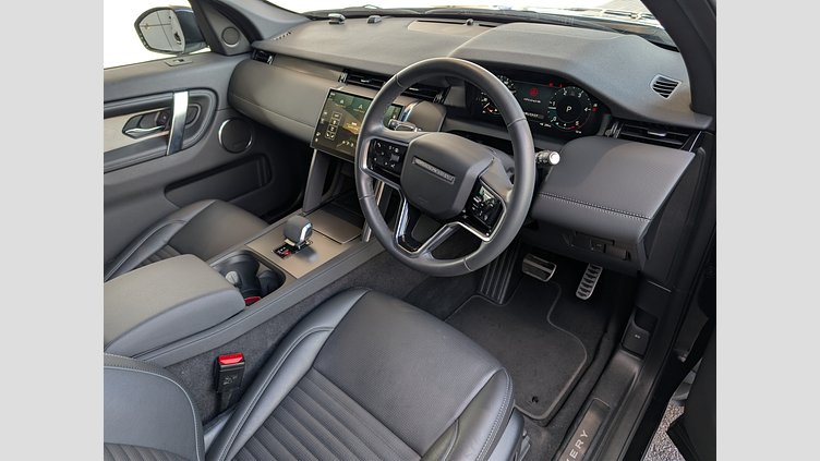 2024 認定中古車 Land Rover Discovery Sport Santorini Black AT ダイナミックSE　D200