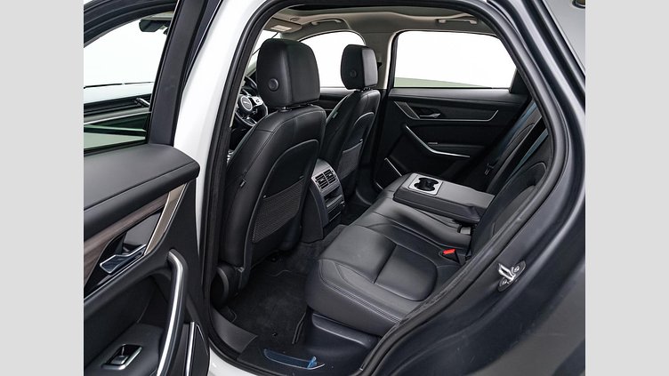 2022 認定中古車 Jaguar F-Pace フジホワイト D204 AWD（オートマチック）MHEV S