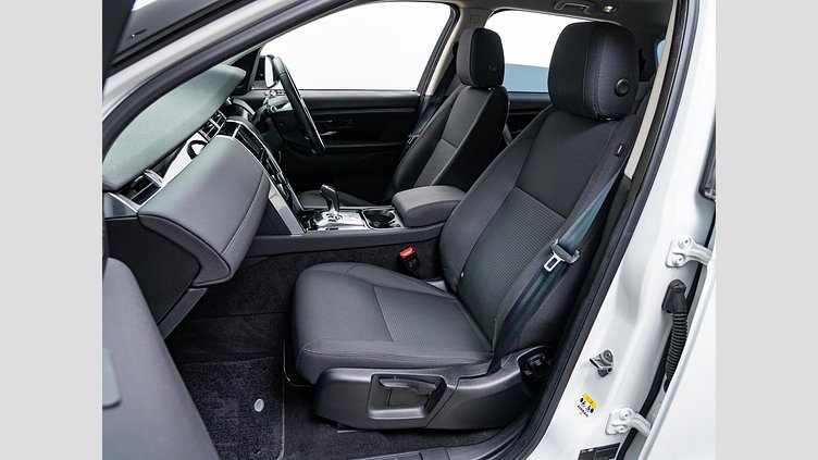 2020 認定中古車 Land Rover Discovery Sport フジホワイト D180 AWD（オートマチック） ベースグレード　D180