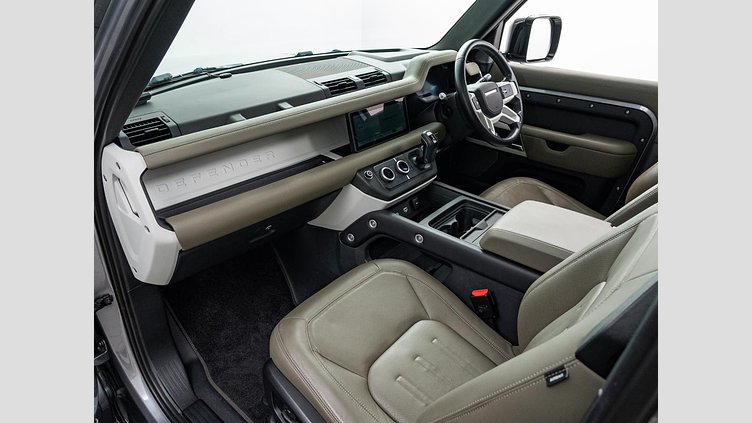 2021 認定中古車 Land Rover Defender 90 アイガーグレイ P300 AWD（AT） HSE P300