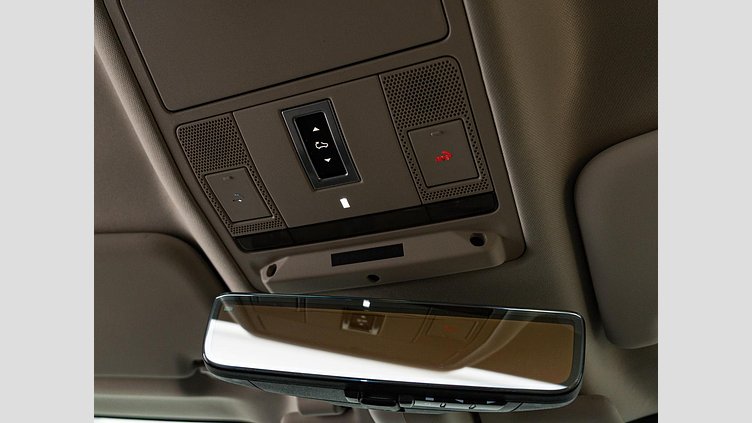 2021 認定中古車 Land Rover Defender 90 アイガーグレイ P300 AWD（AT） HSE P300