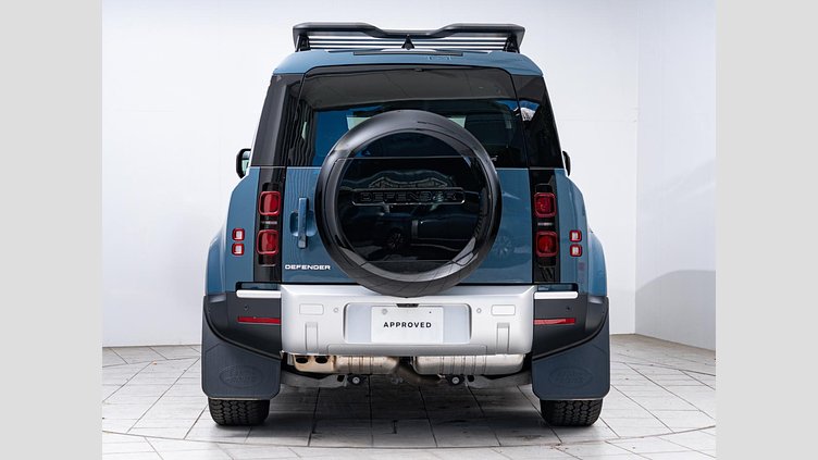 2024 認定中古車 Land Rover Defender 110 タスマンブルー D350 ディーゼルマイルドハイブリッド S　D350　エアサスペンション装着車