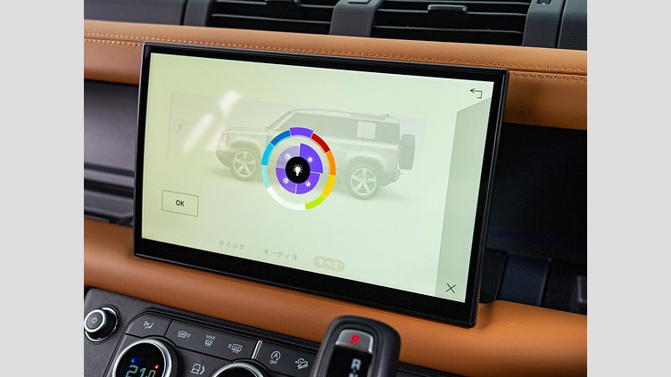 2023 認定中古車 Land Rover Defender 110 ユーロンホワイト D300 AWD（AT） X-DYNAMIC HSE　D300　コイルサスペンション