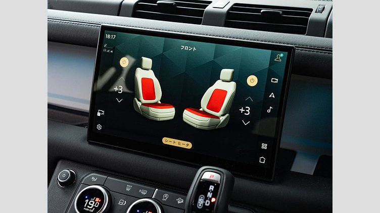 2024 認定中古車 Land Rover Defender 110 タスマンブルー P300 ガソリン X-Dynamic SE P300 コイルサスペンション