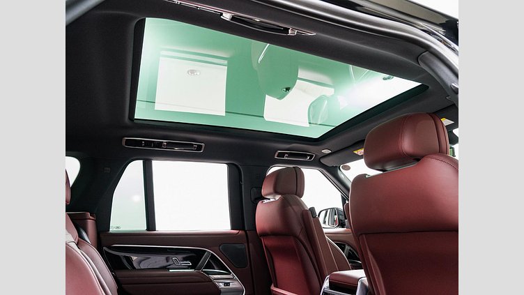 2024 認定中古車 Land Rover Range Rover サントリーニブラック D350 AWD MHEV（AT） スタンダードホイールベース HSE　D350