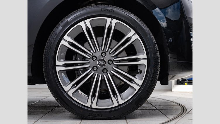 2024 認定中古車 Land Rover Range Rover サントリーニブラック D350 AWD MHEV（AT） スタンダードホイールベース HSE　D350