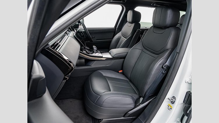 2022 認定中古車 Land Rover Range Rover Sport Fuji White 3.0 litre i6P​ Dynamic　HSE　P400