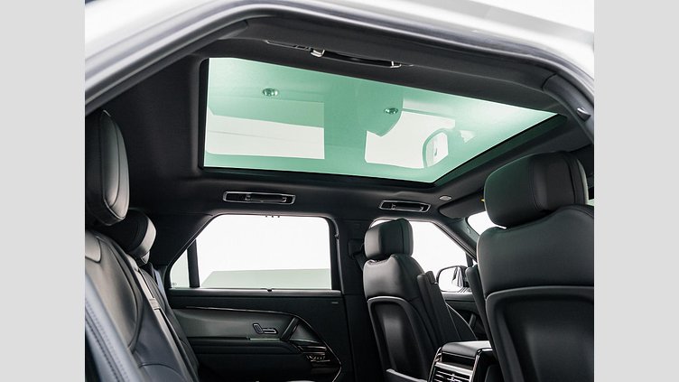 2022 認定中古車 Land Rover Range Rover Sport Fuji White 3.0 litre i6P​ Dynamic　HSE　P400